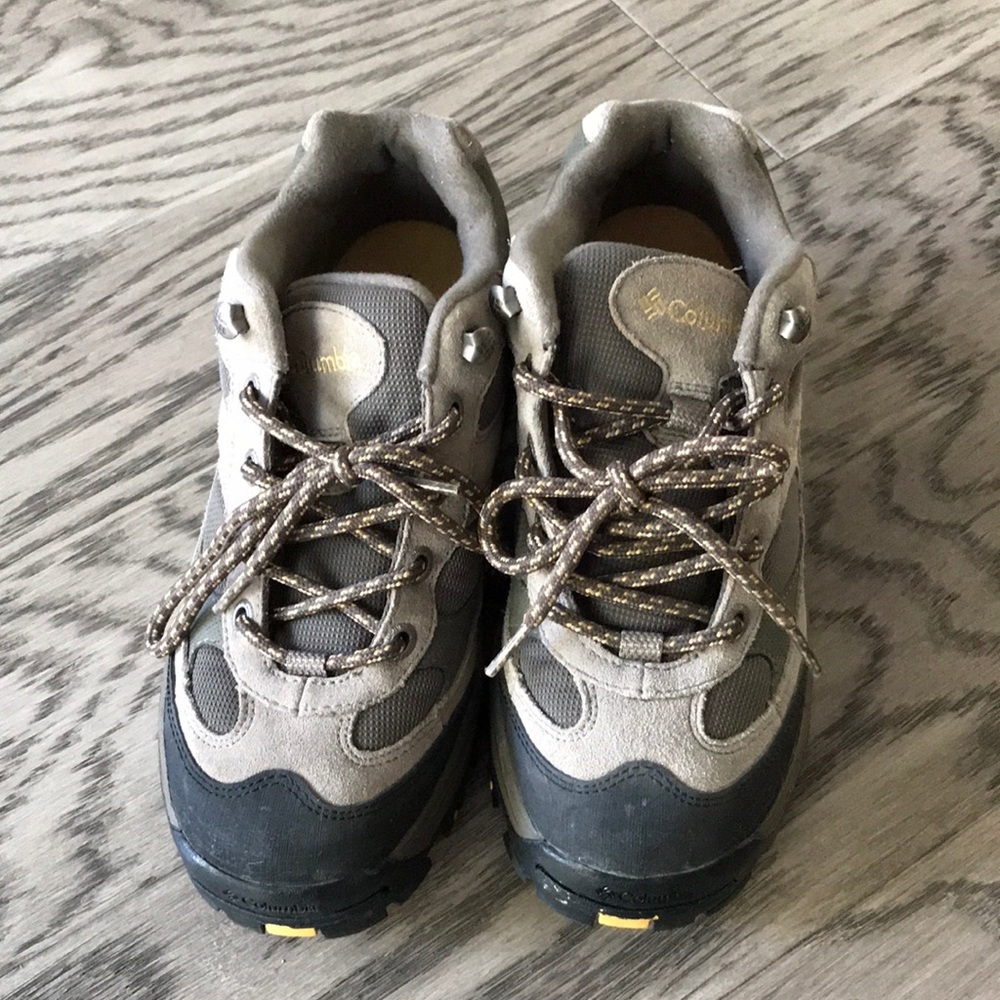 Columbia Razor Ridge hiking shoes size 7.5